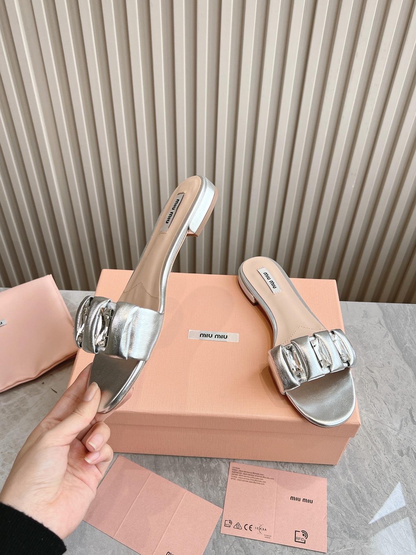 Miumiu 2025ss Slides