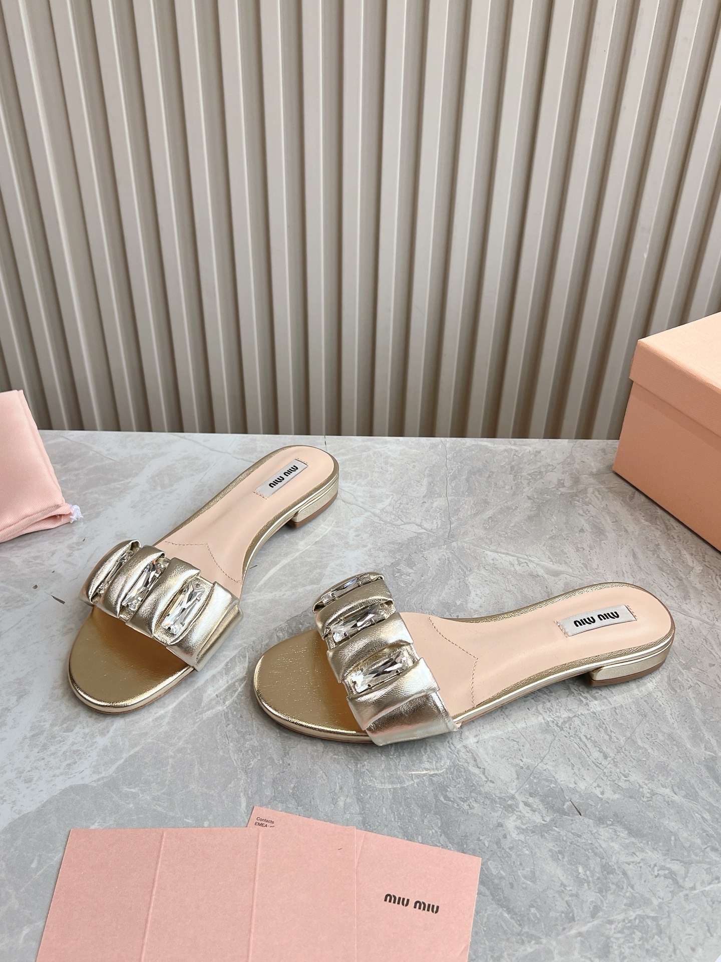 MiuMiu 2025ss Slides