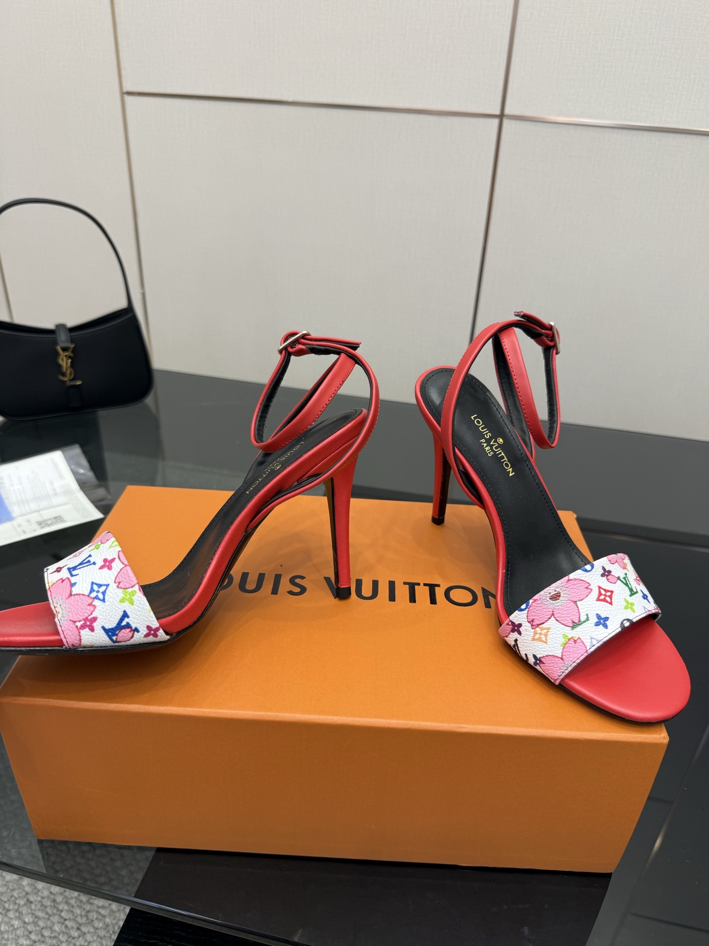 Lou*s Vuitton Slides(EU35-42)