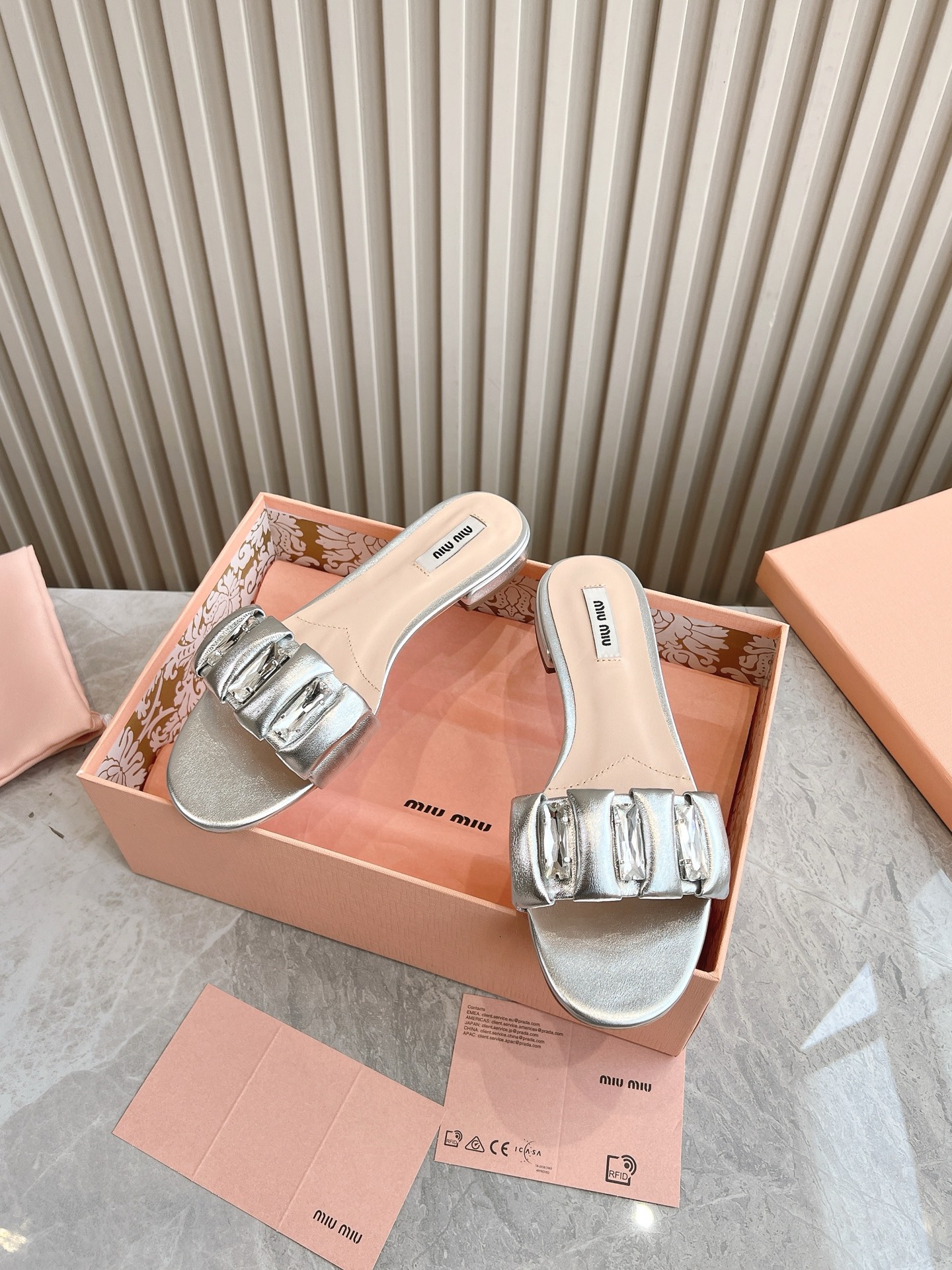 Miumiu 2025ss Slides