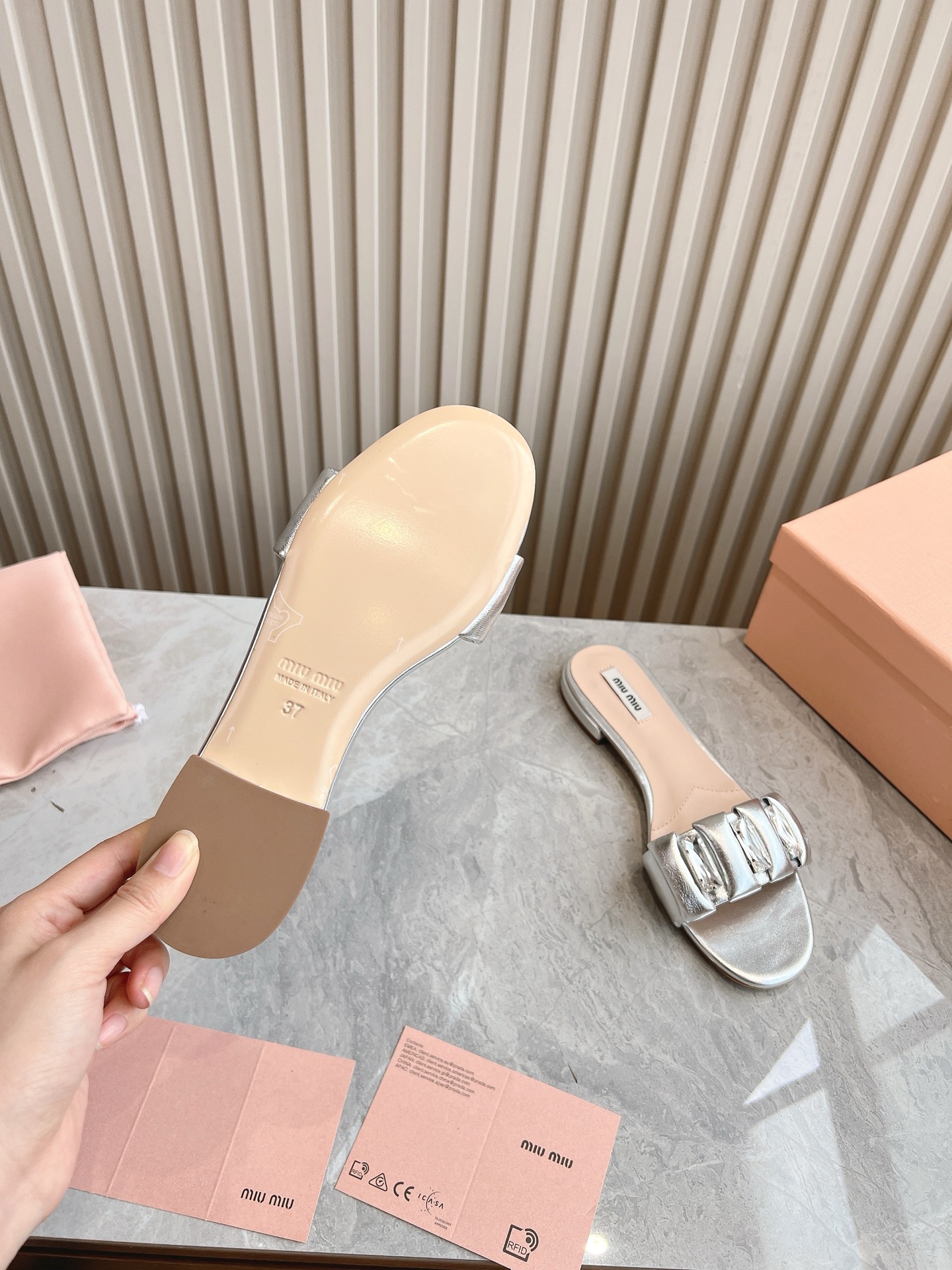 Miumiu 2025ss Slides