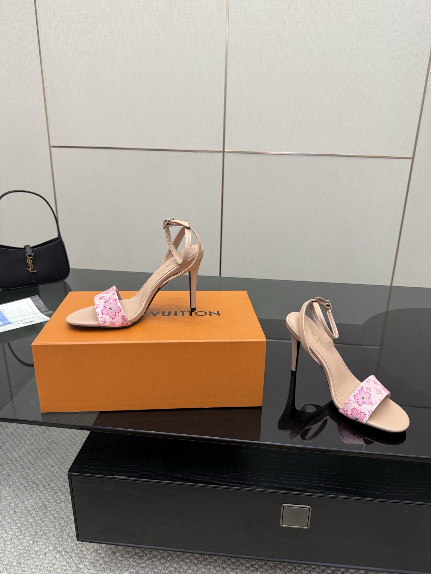 Lou*s Vuitton Slides(EU35-42)