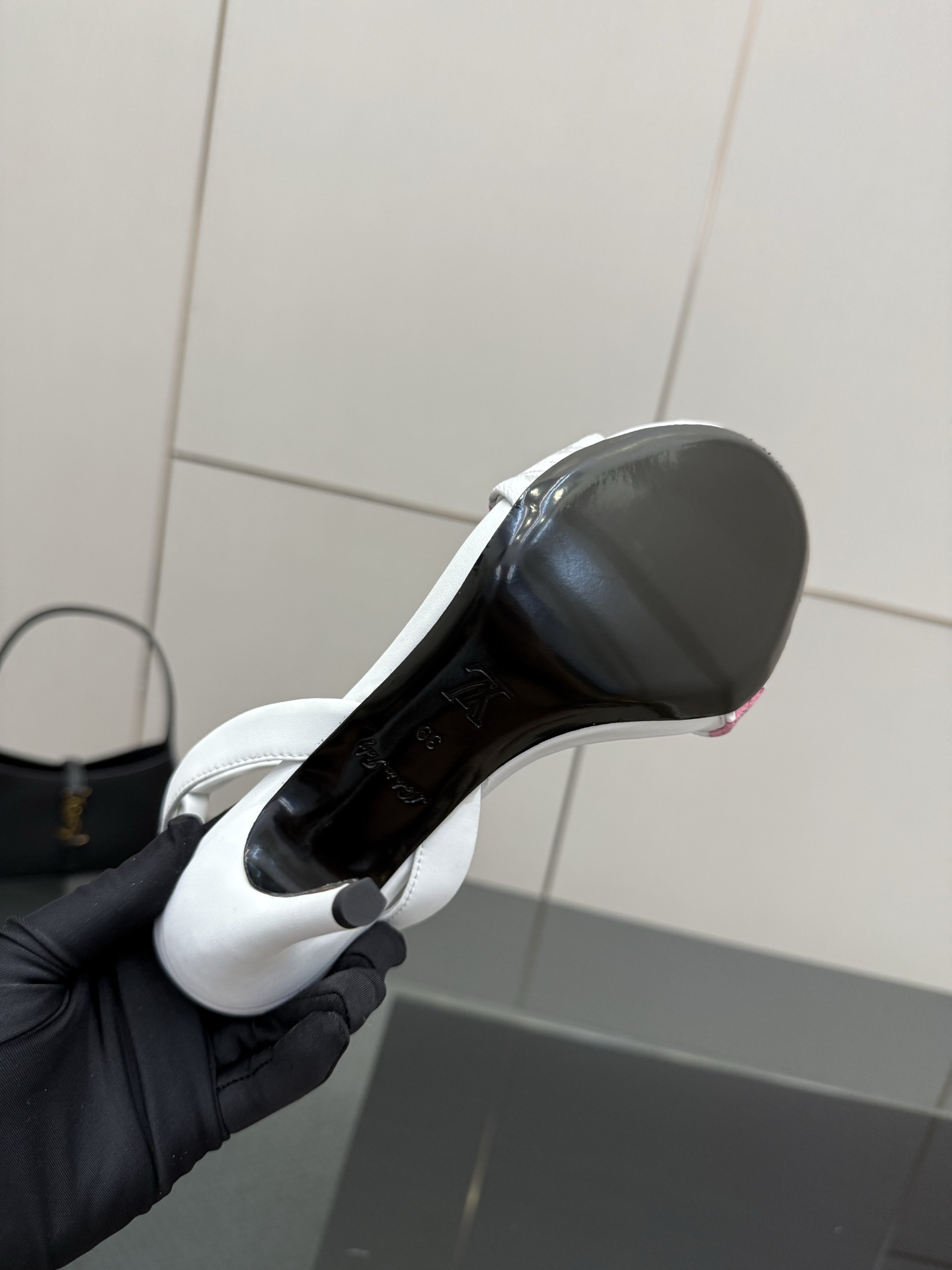 Lou*s Vuitton Slides(EU35-42)