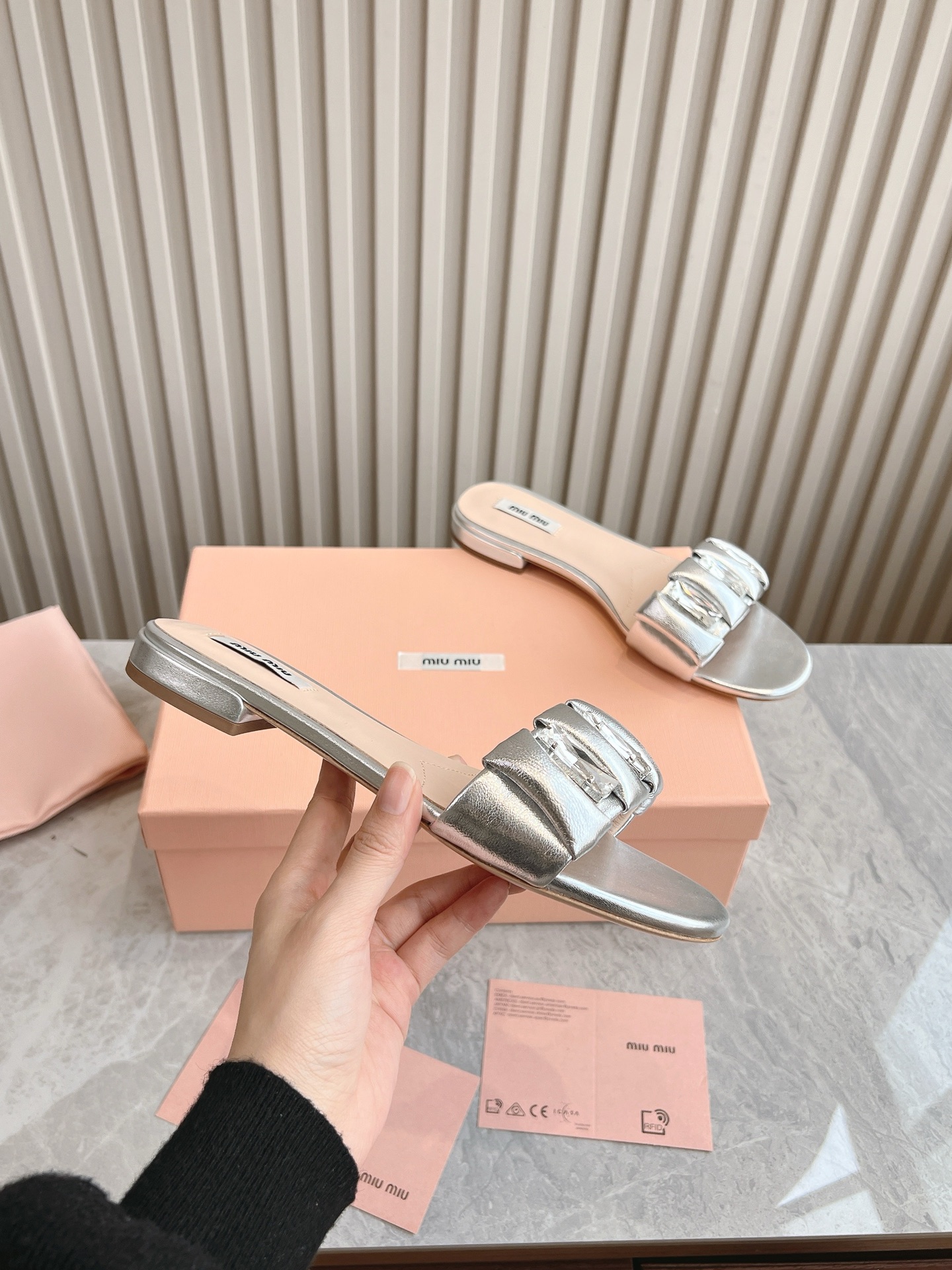 Miumiu 2025ss Slides