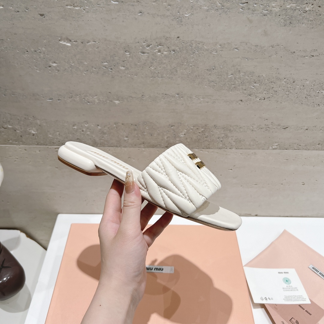 Miumiu 2025ss Slides(EU35-41)