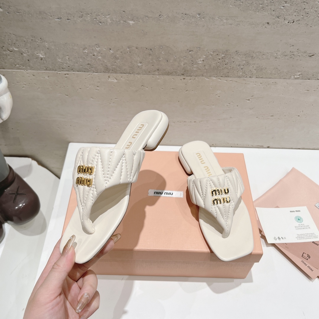 Miumiu 2025ss Slides(EU35-41)