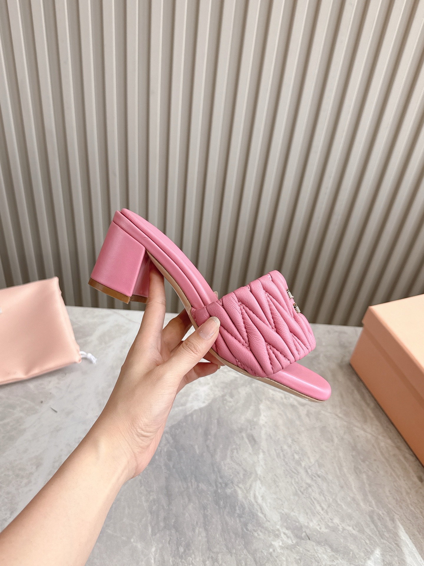 Miumiu 2025ss Slides-5.5CM(EU35-41)