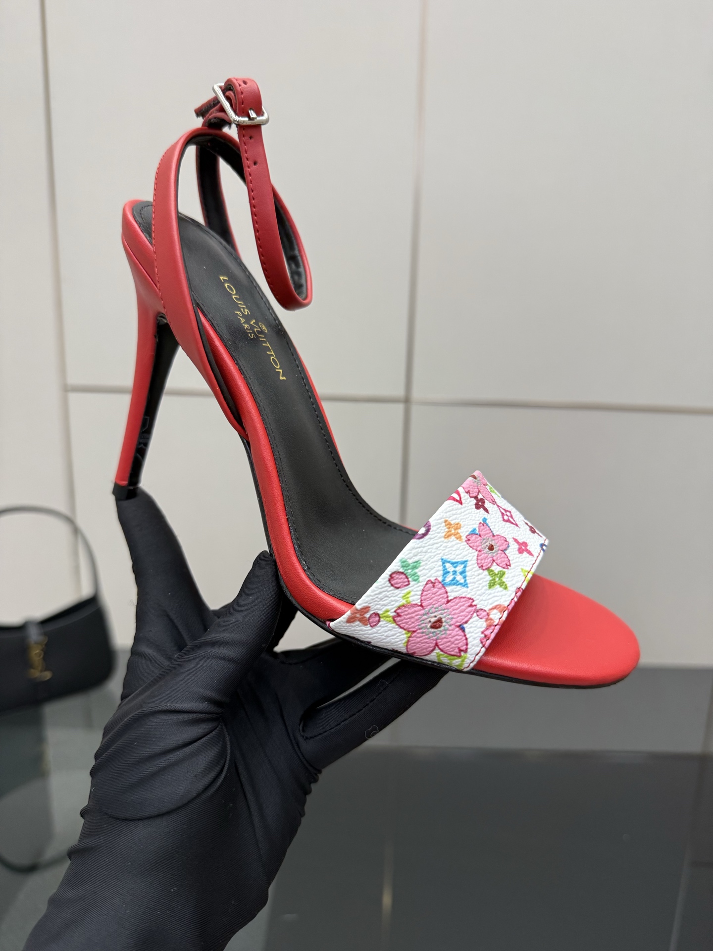 Lou*s Vuitton Slides(EU35-42)