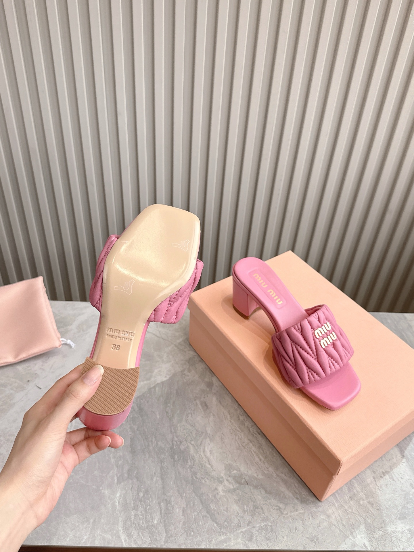 Miumiu 2025ss Slides-5.5CM(EU35-41)