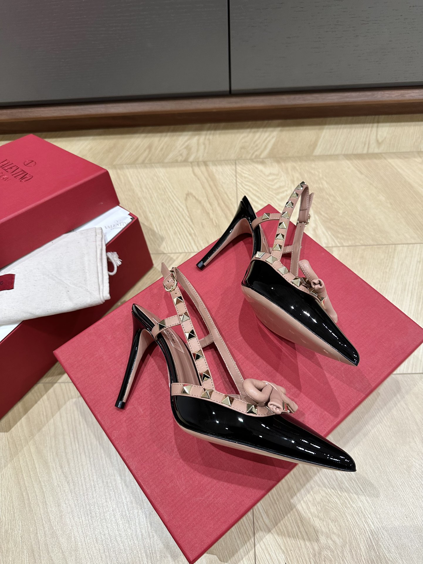 Valentino Heels-10CM(EU35-41)