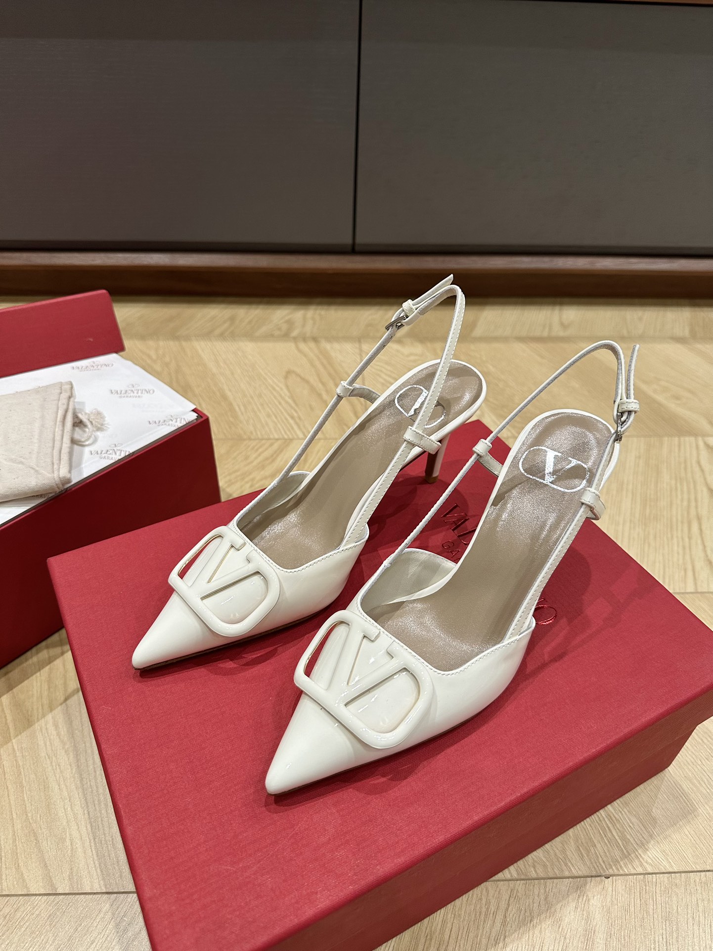 Valentino Heels-8CM(EU35-41)