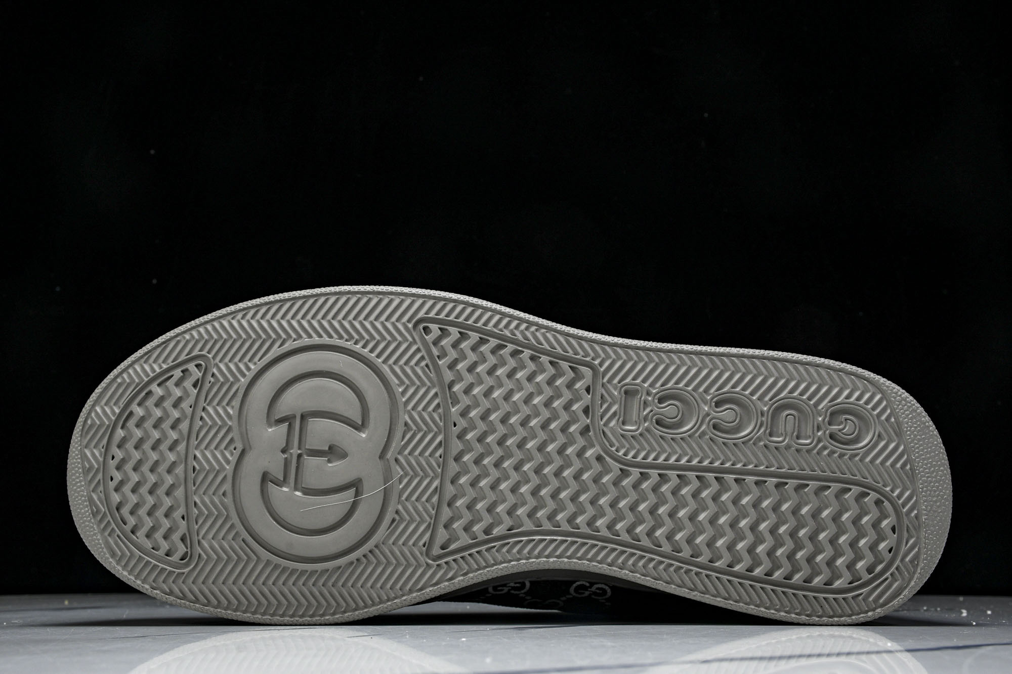 Gucc*i Chunky B Screener GG(EU35-45）