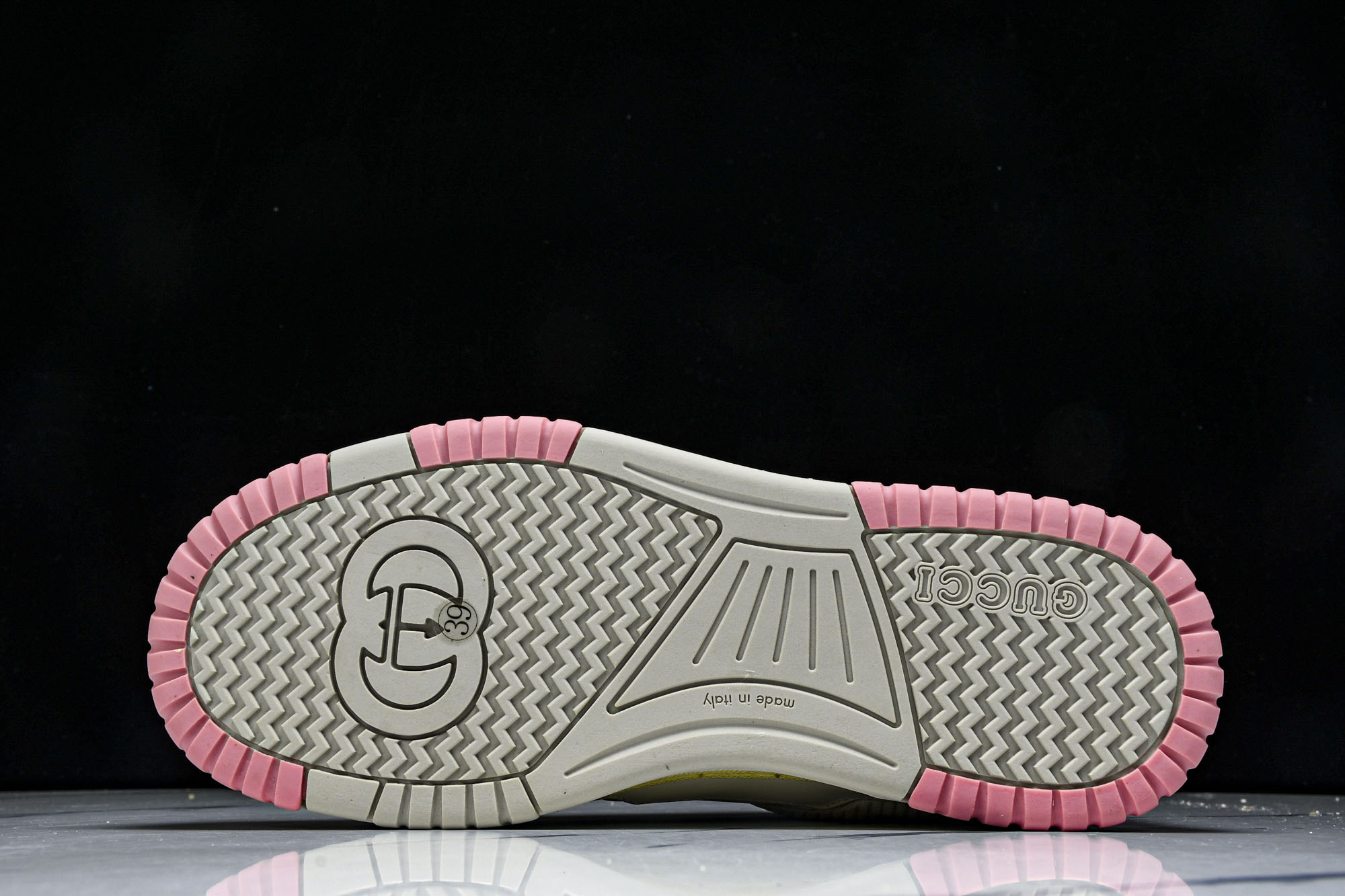 Gucc*i 2025ss Sneaker(EU35-45）