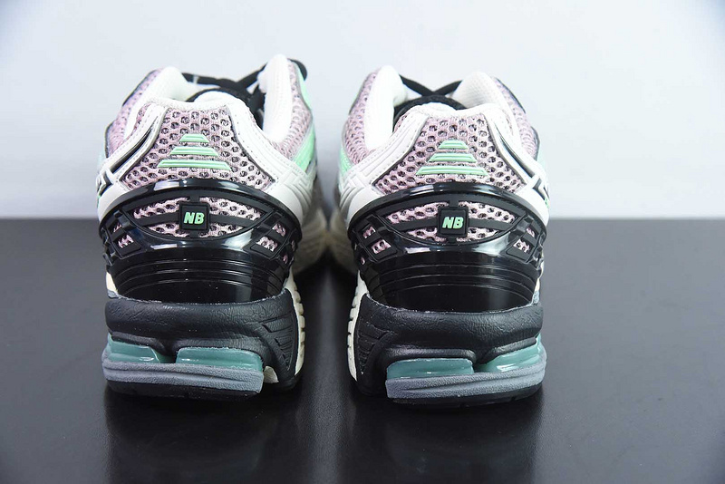 New Balance NB1906 U1906NB