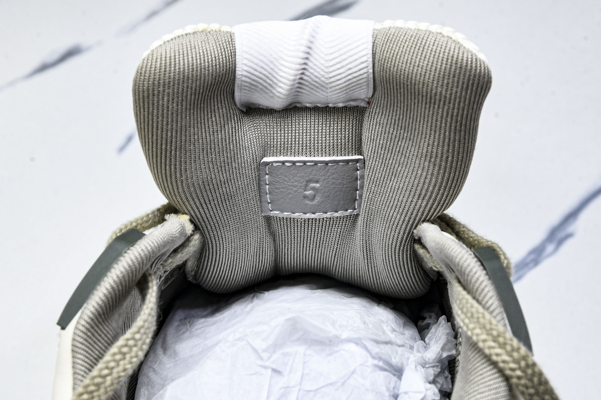 Gucc*i 2025ss Sneaker(EU35-45）