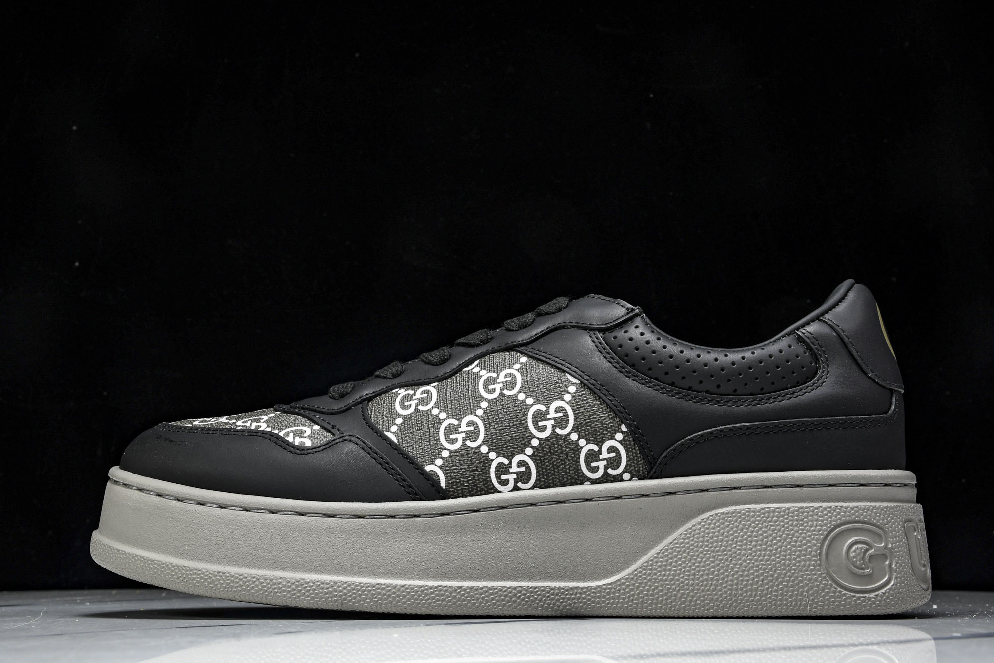 Gucc*i Chunky B Screener GG(EU35-45）