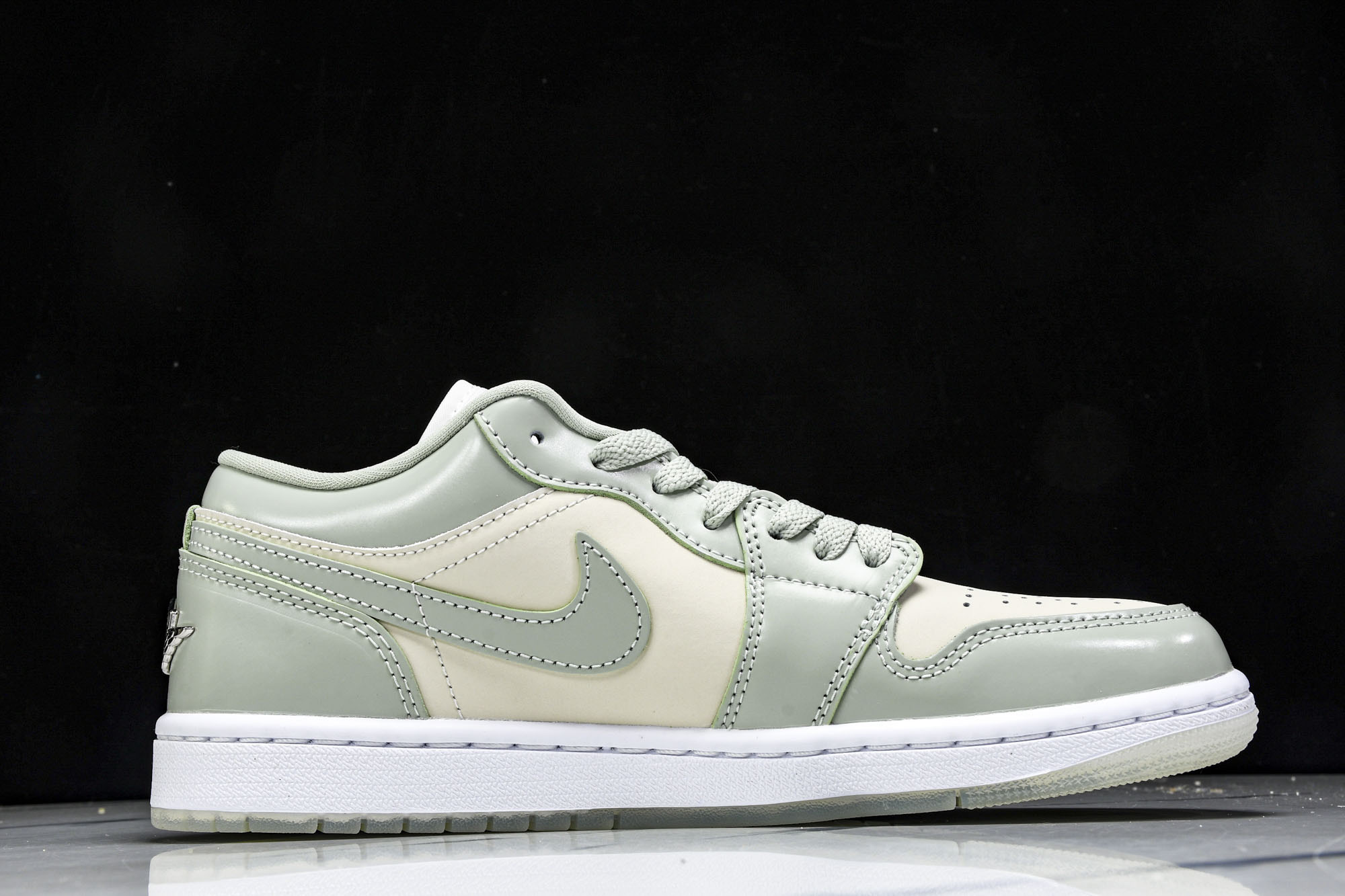 Air Jordan 1 Low HF4078-100