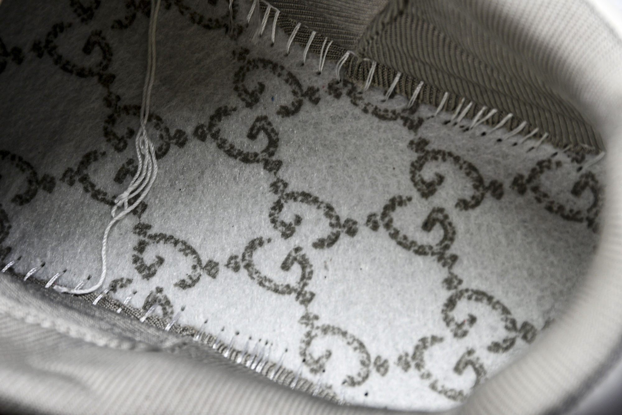 Gucc*i 2025ss Sneaker(EU35-45）