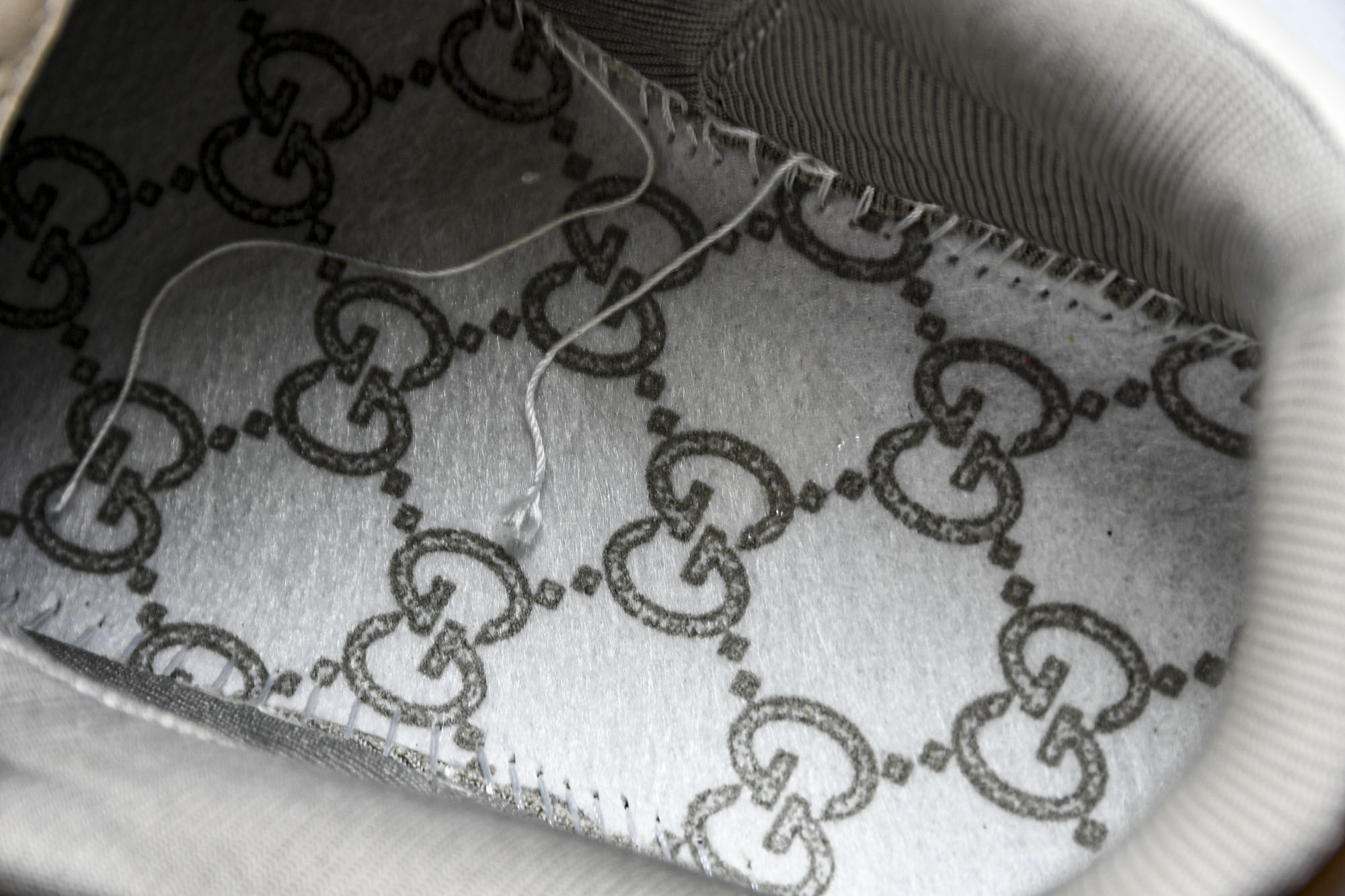 Gucc*i 2025ss Sneaker(EU35-45）