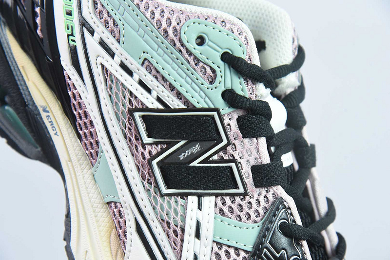 New Balance NB1906 U1906NB