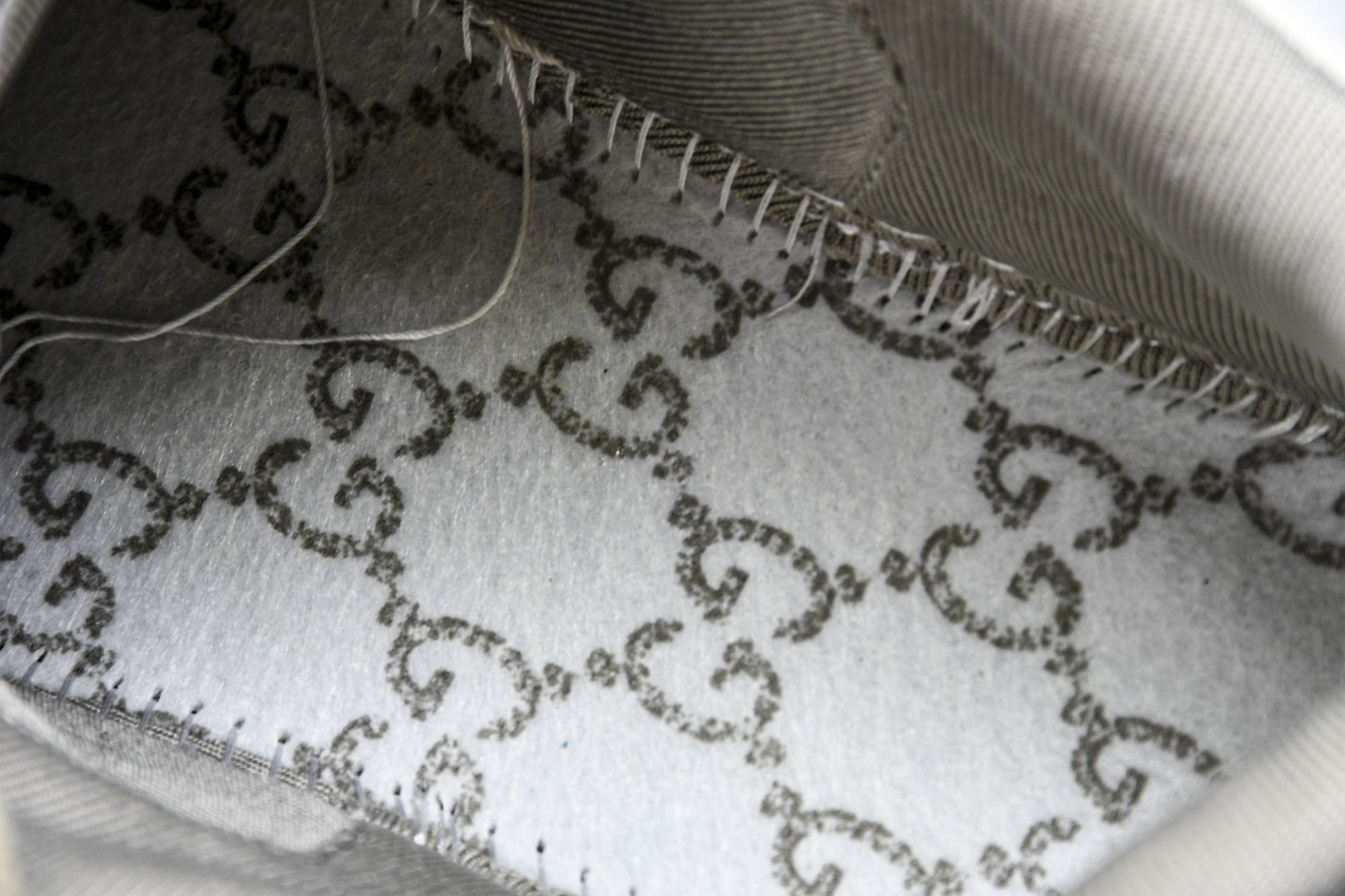 Gucc*i 2025ss Sneaker(EU35-45）