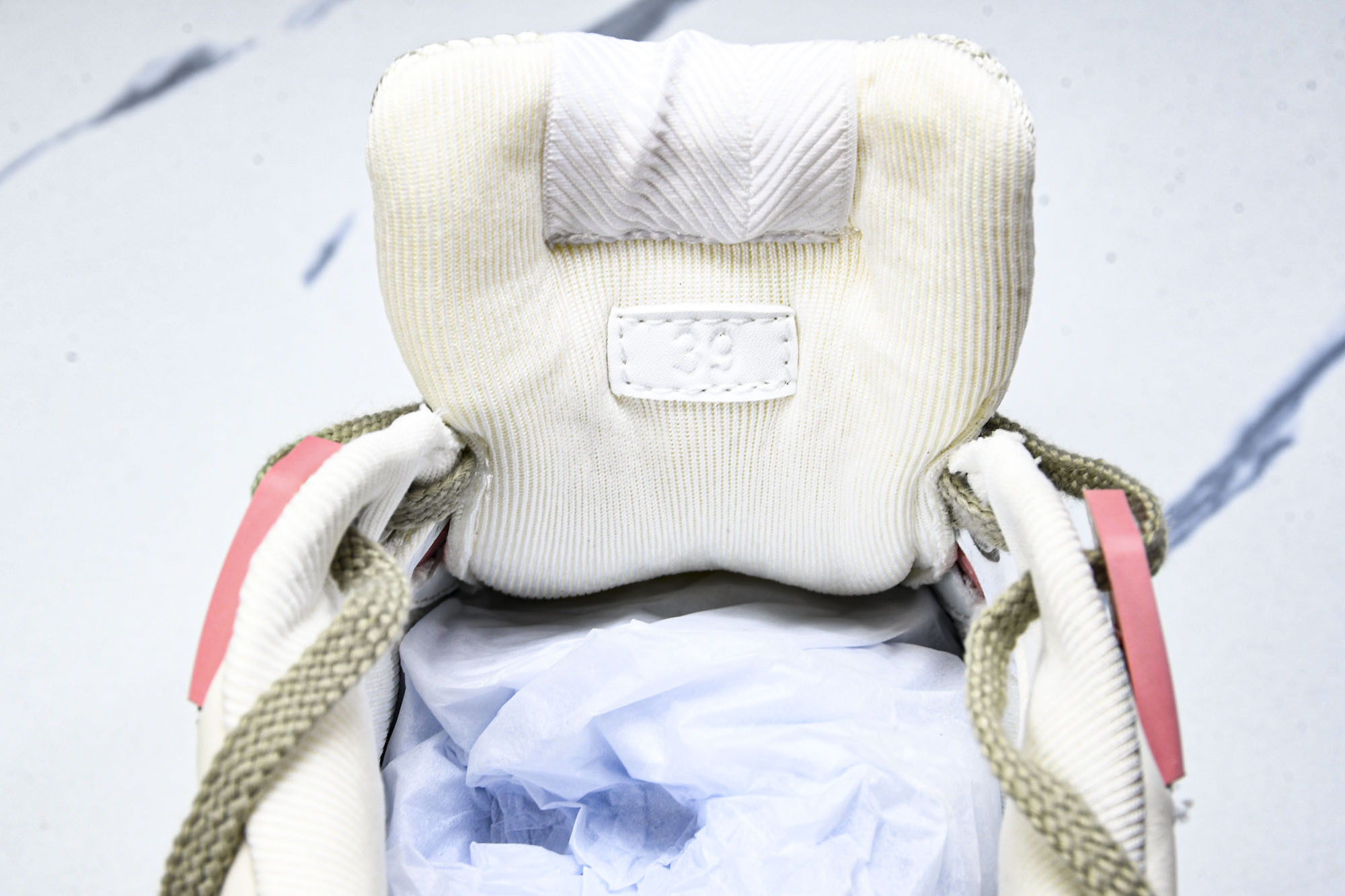 Gucc*i 2025ss Sneaker(EU35-45）