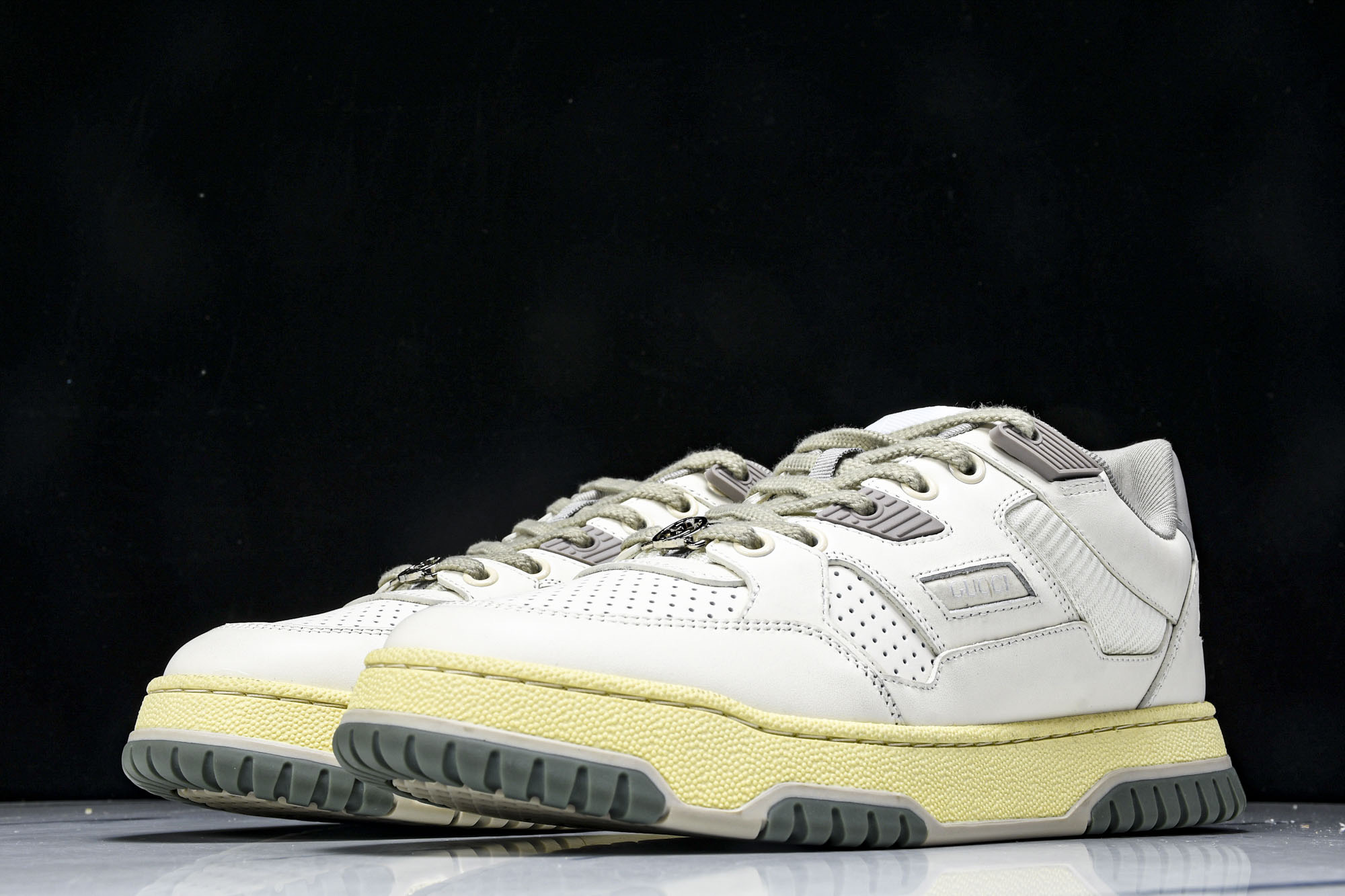 Gucc*i 2025ss Sneaker(EU35-45）