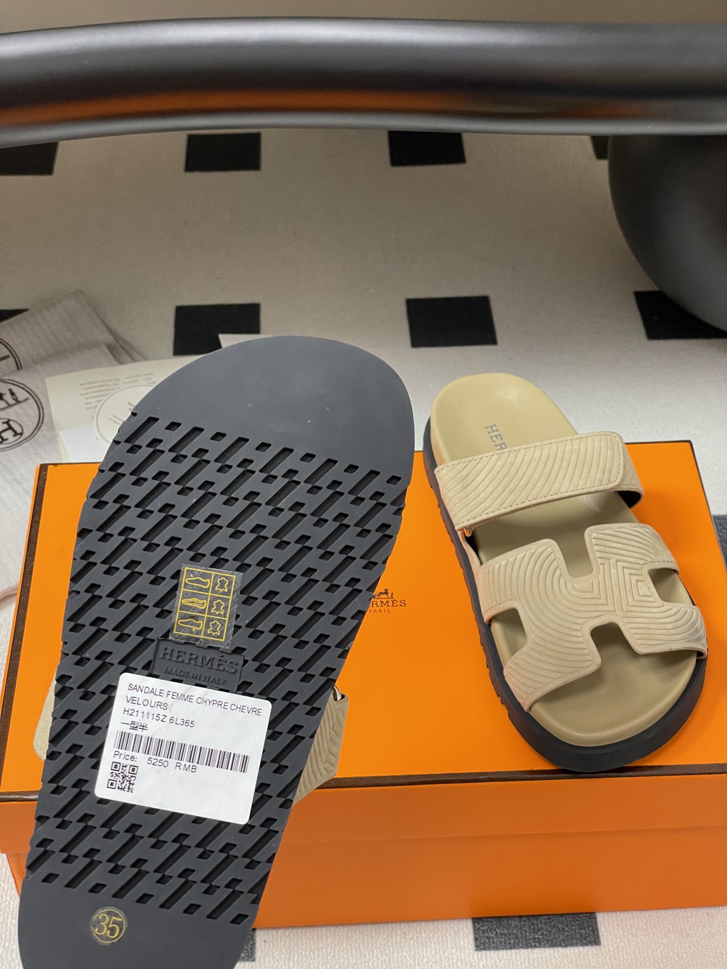 Hermes 2025ss Cheryp Slides(EU35-45)