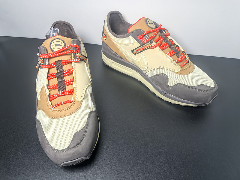 Travis Scott x Nike Air Max DO9392-200