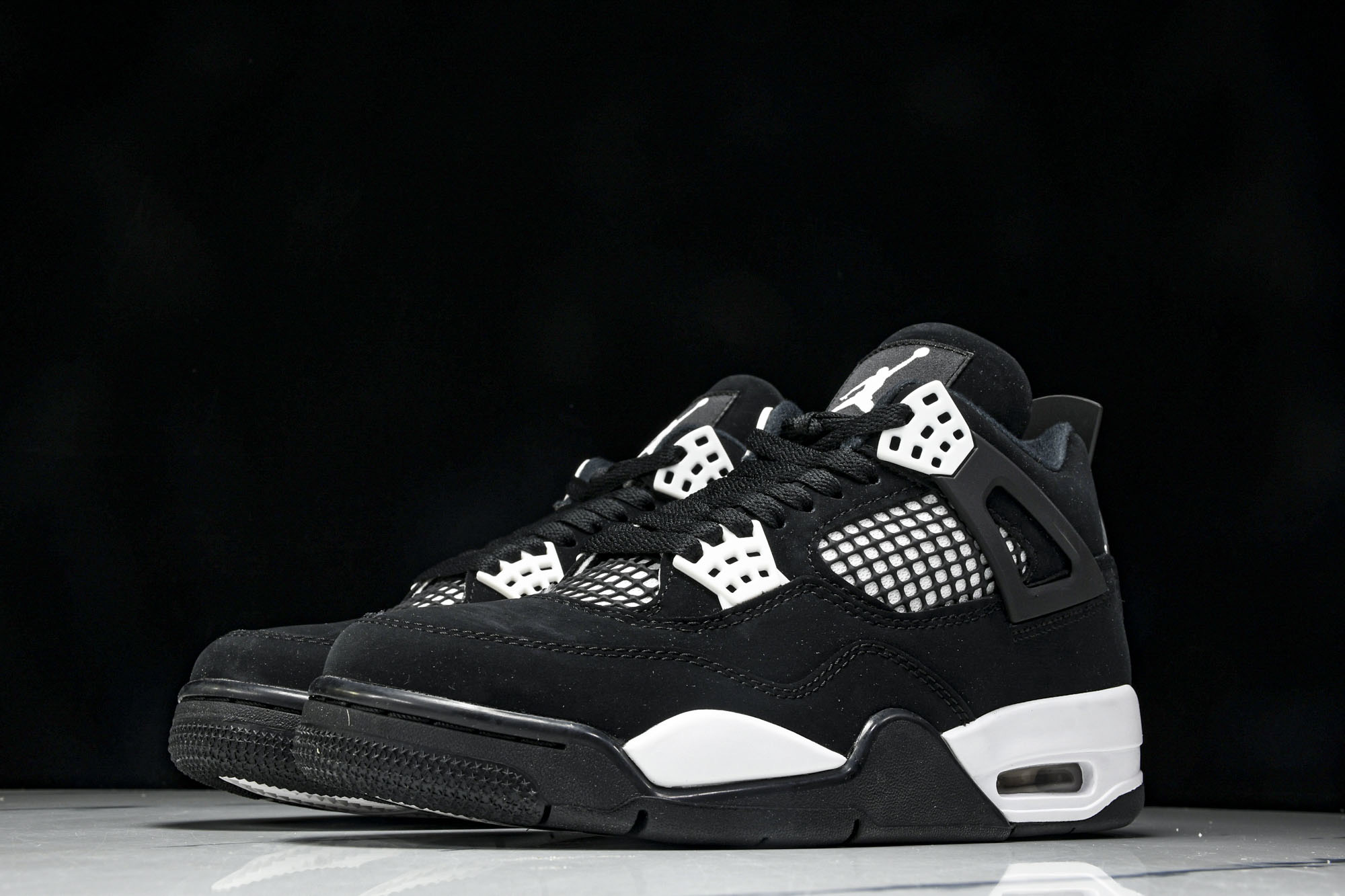 Air Jordan 4 Retro 