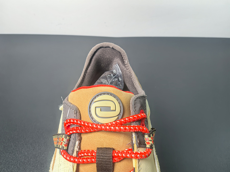 Travis Scott x Nike Air Max DO9392-200