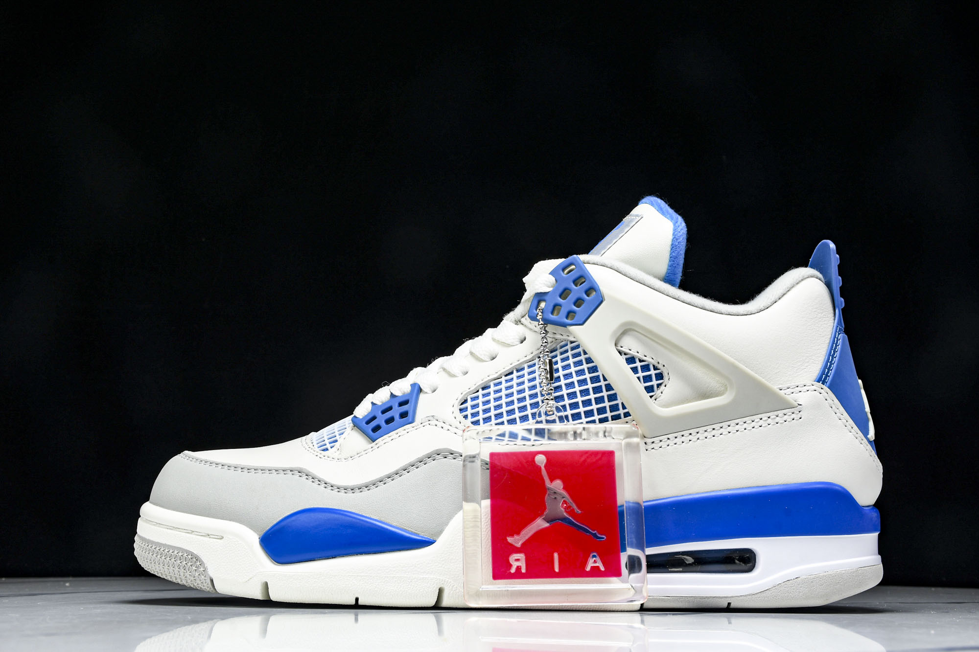 Air Jordan 4 Retro 