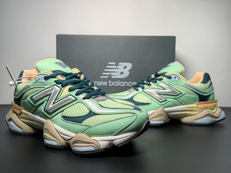 New Balance 9060-128