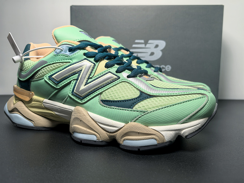 New Balance 9060-128