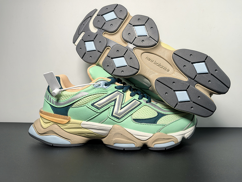 New Balance 9060-128