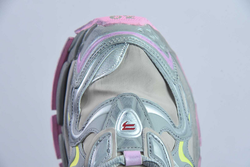 Balenciaga Runner 7.5 Sneaker