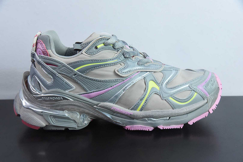 Balenciaga Runner 7.5 Sneaker