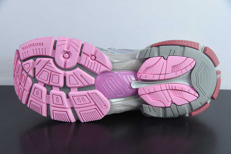 Balenciaga Runner 7.5 Sneaker