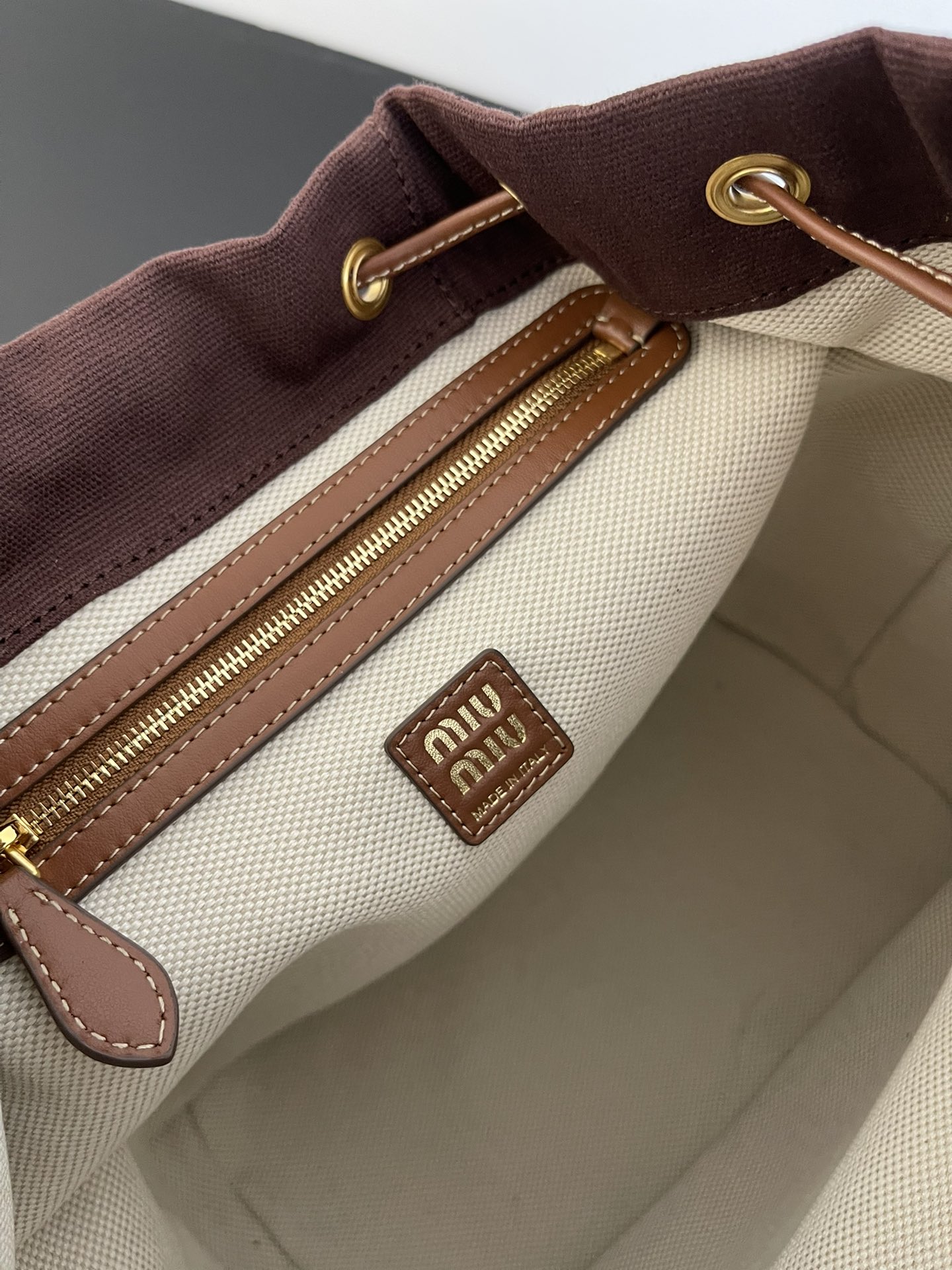 MiuMi* 25SS Canvas Backpack(29.5*25*12.5 CM）