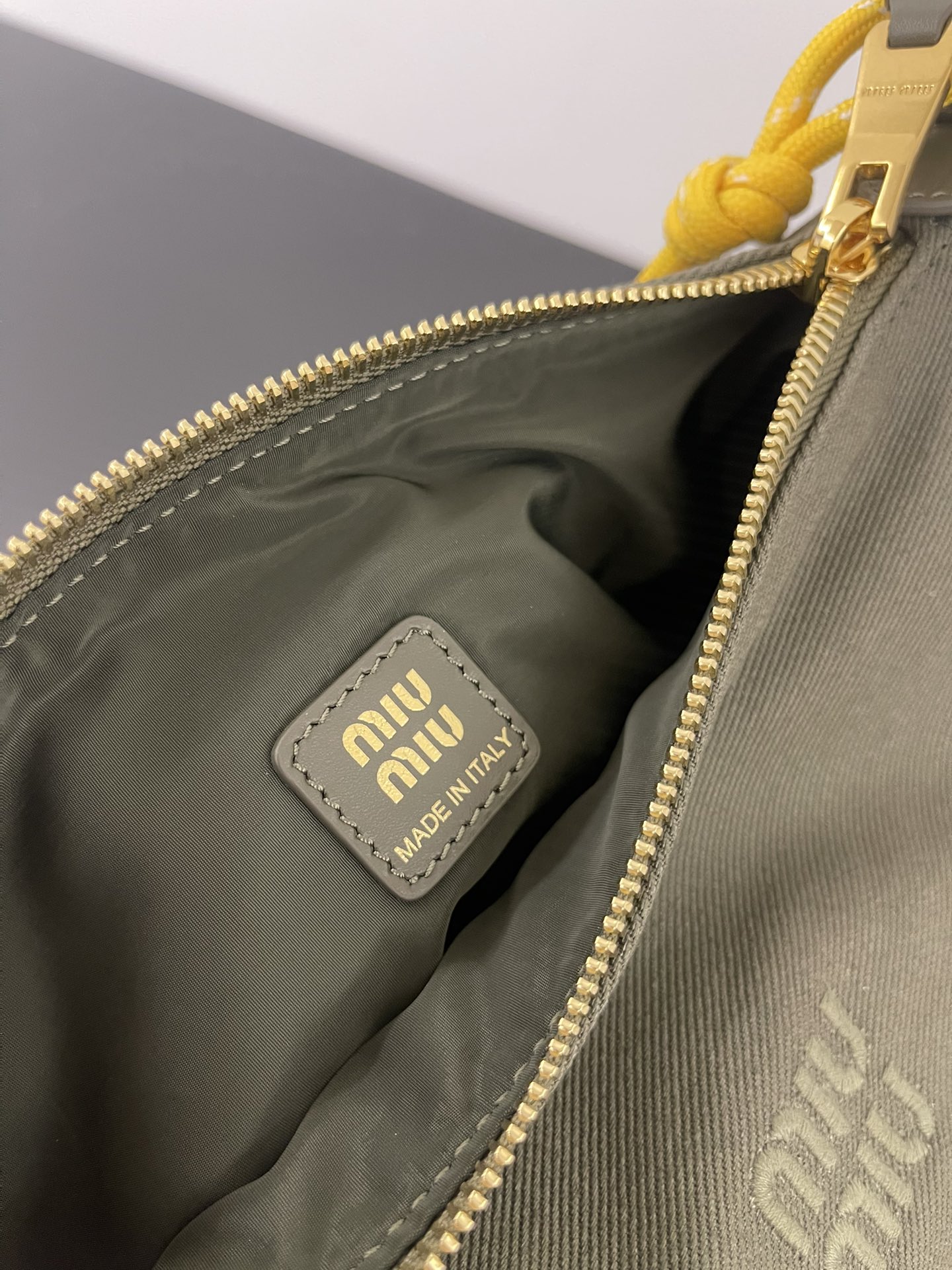 MiuMi*  Canvas Lunch Box Bag(14×18.5×10CM）