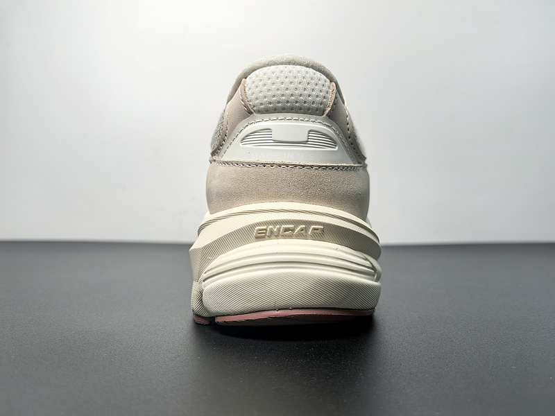 Loro Piano x New Balance U990LO6