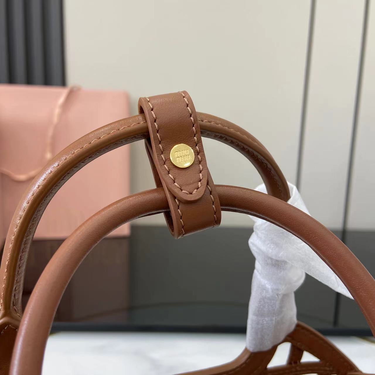 MiuMi* Woven Basket Bag(24 X12.5 X 9CM）