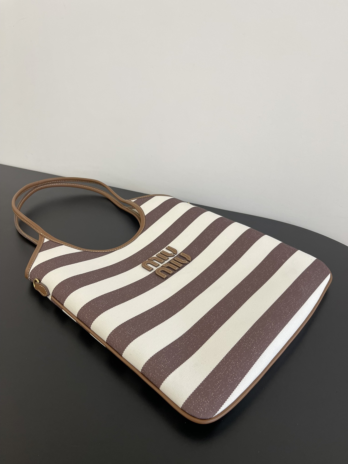 MiuMi* New Color-Stripe Canvas Tote(35×40CM）