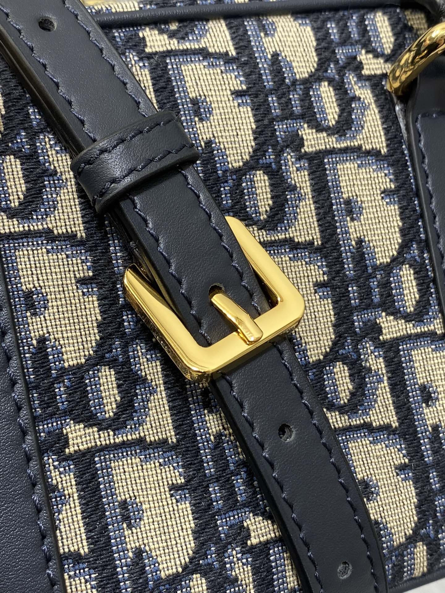 Dio* D-Vibe Mini Bowling Bag(20.5*13*5CM)