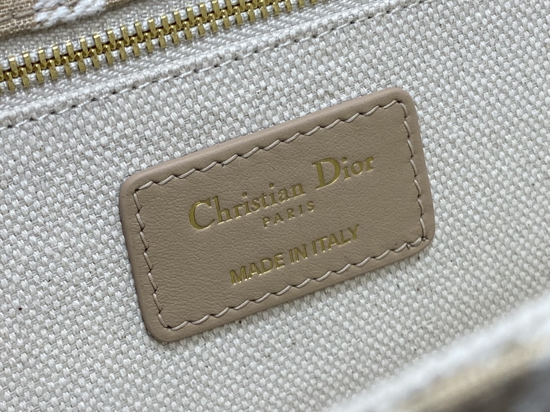 Dio* Montaigne Natural Wash Collection(25*16.5*8CM)