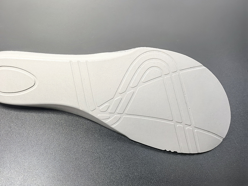 Bottega Veneta Orbit Sneaker(EU35-45)