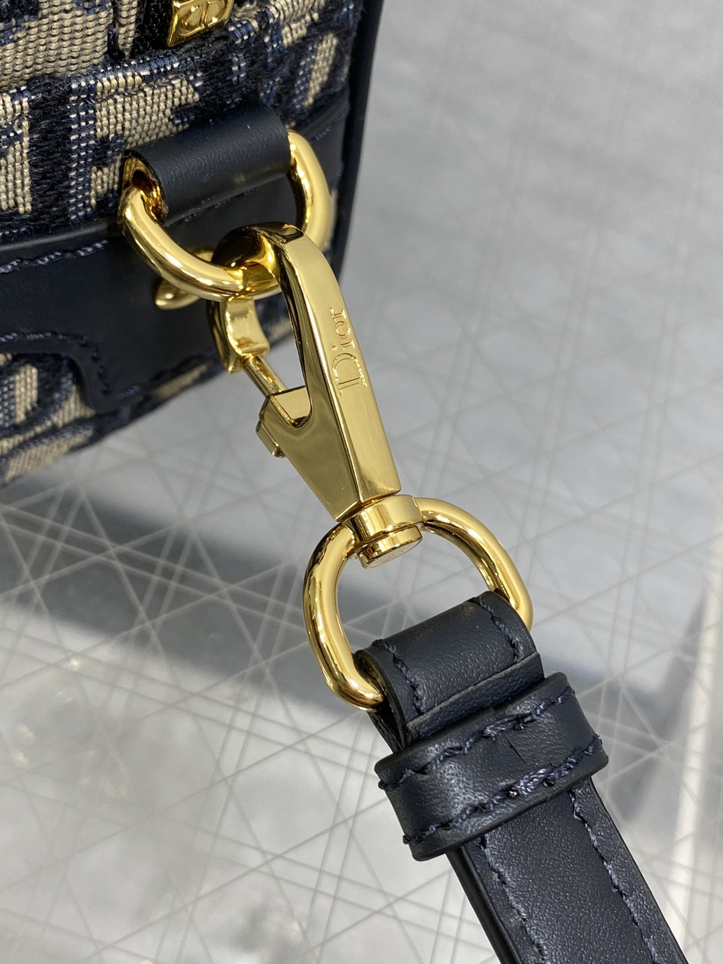 Dio* D-Vibe Mini Bowling Bag(20.5*13*5CM)