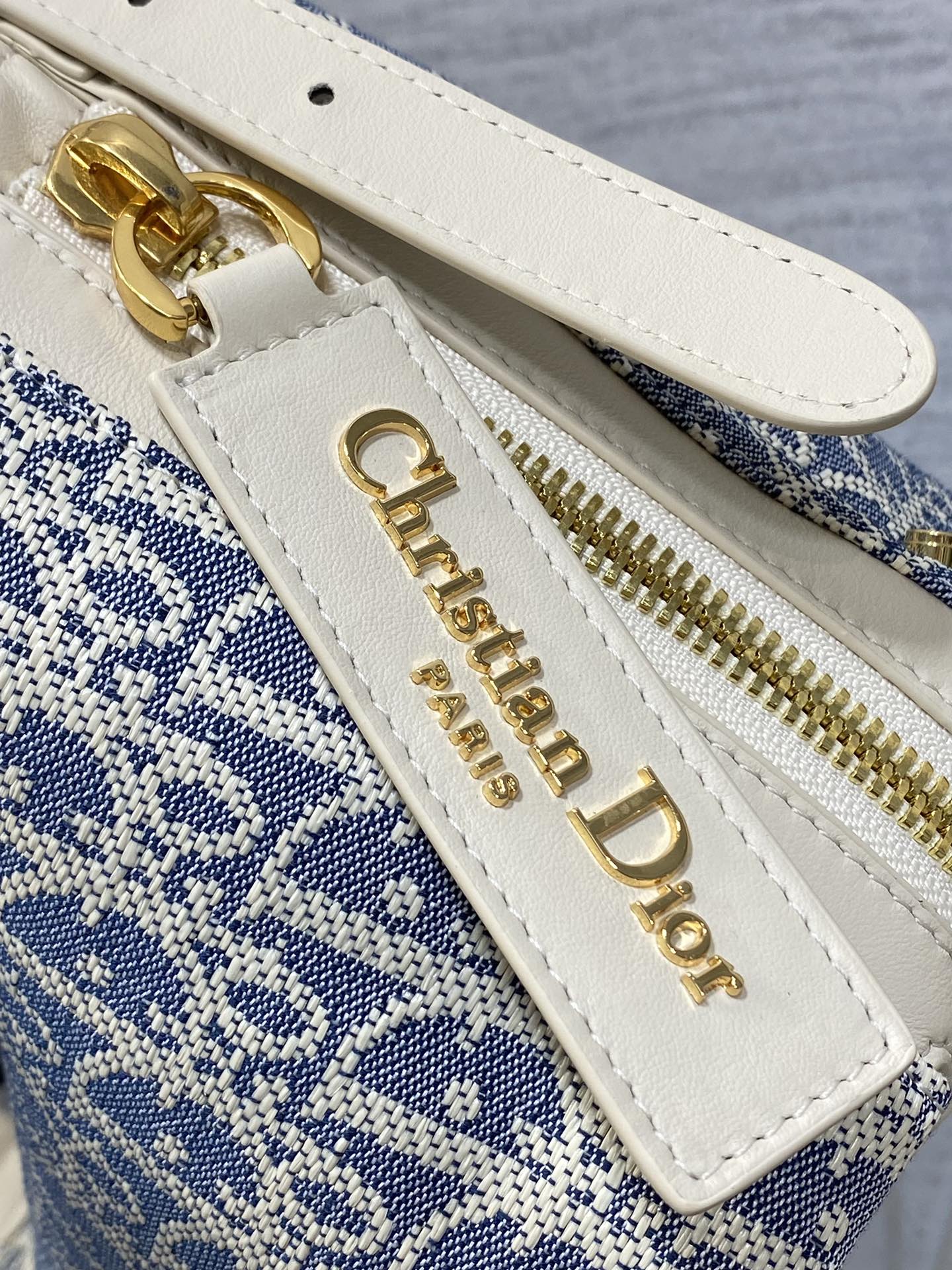 Dio* Journey Hobo Bag(25.5*14.5*14CM)