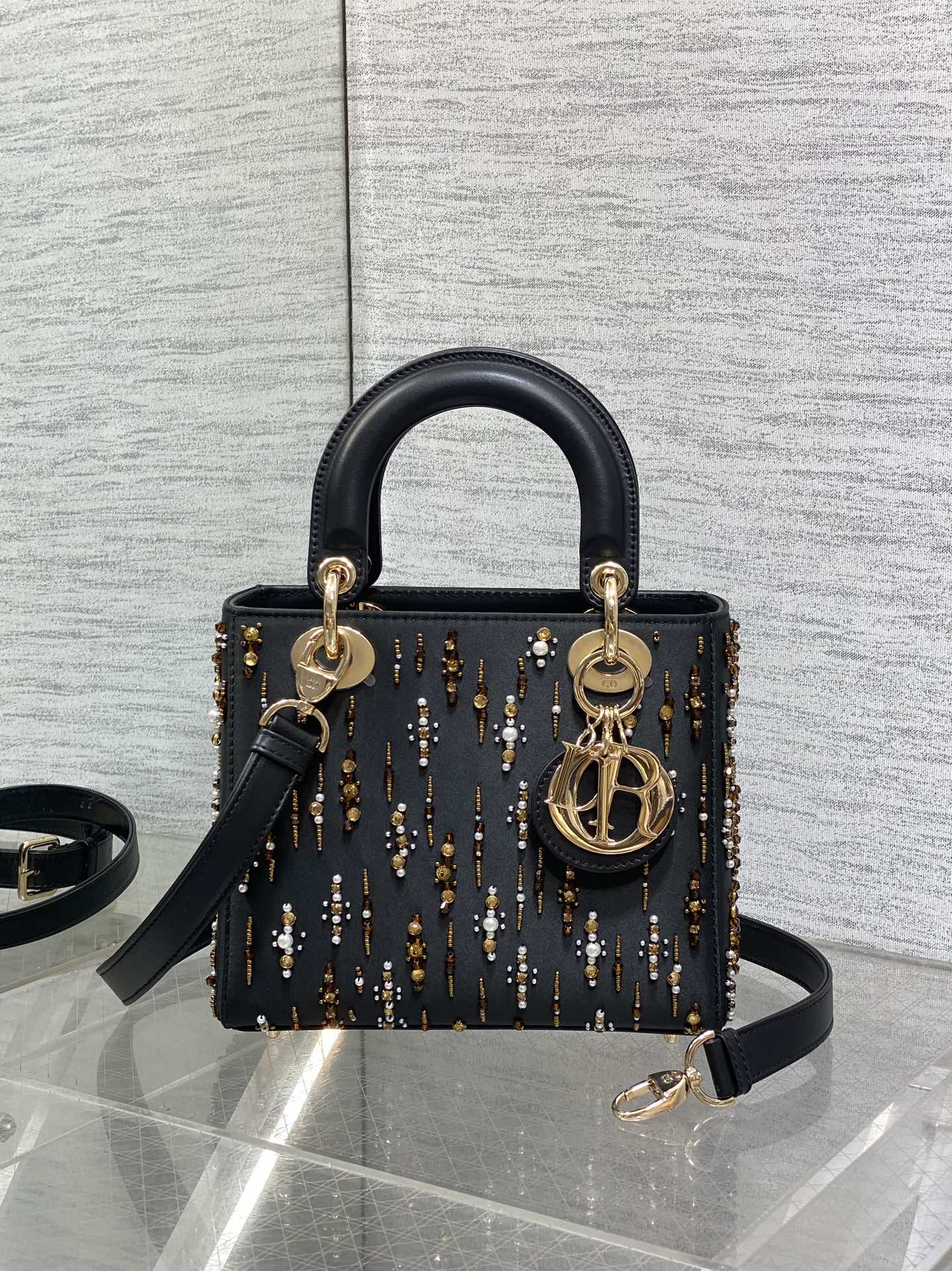 Dio* Lady Dio* Limited Edition Beaded Bag(20CM)