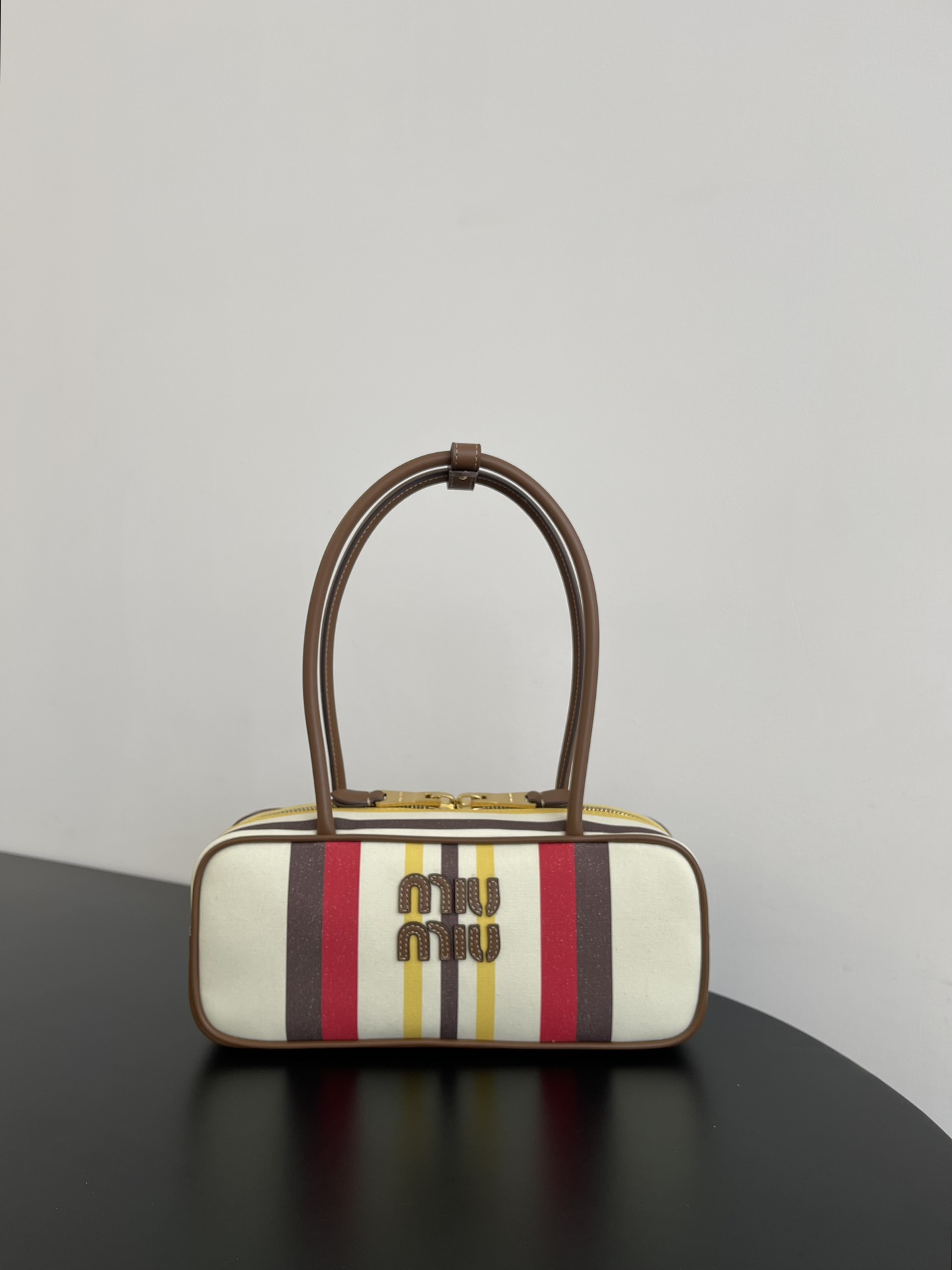 MiuMi* Color-Blocked Striped Bowling Bag(27×8×12CM）